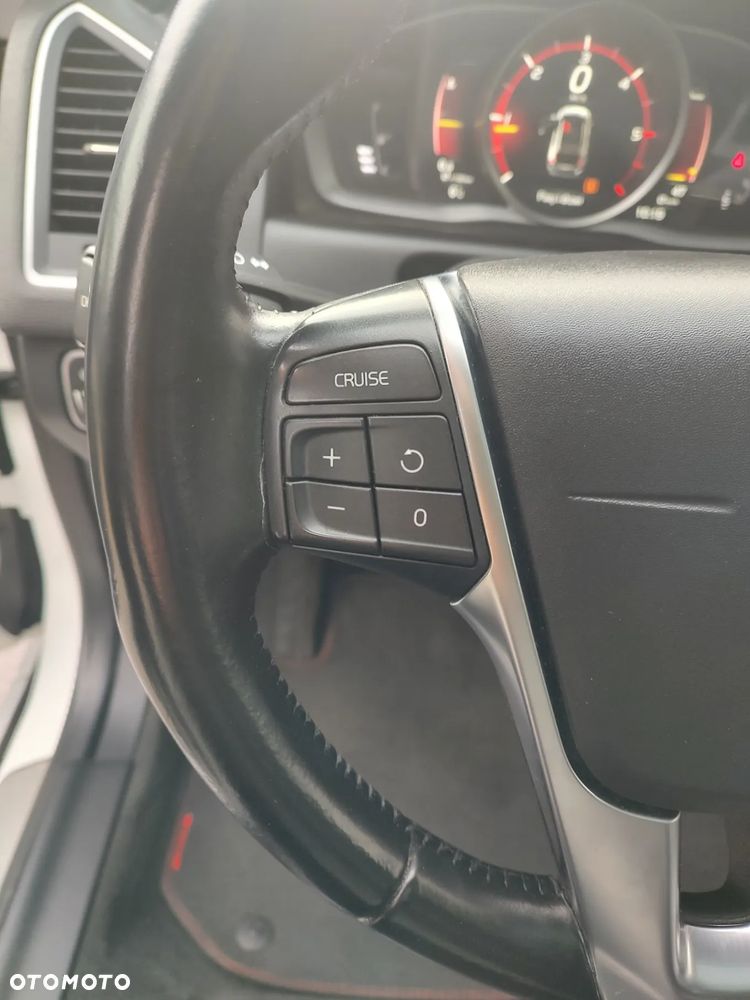 Volvo XC 60 D3 Geartronic Ocean Race - 18