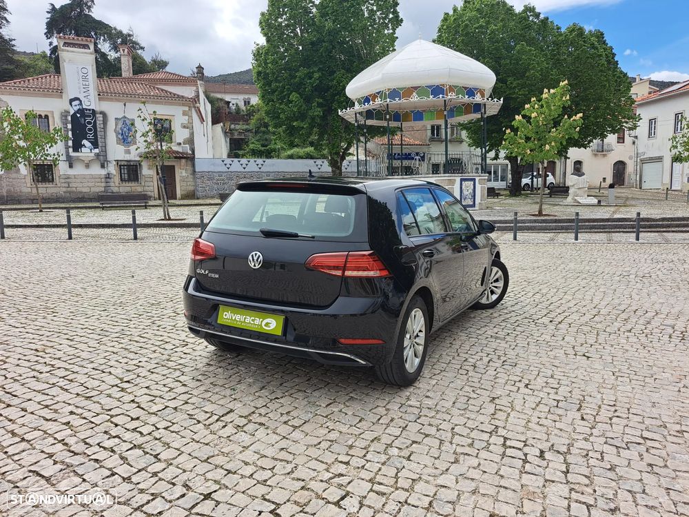VW Golf 1.6 TDI Highline - 30