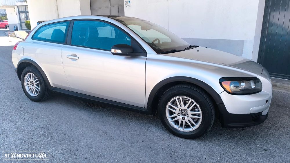 Volvo C30 1.6 D Drive Momentum - 23