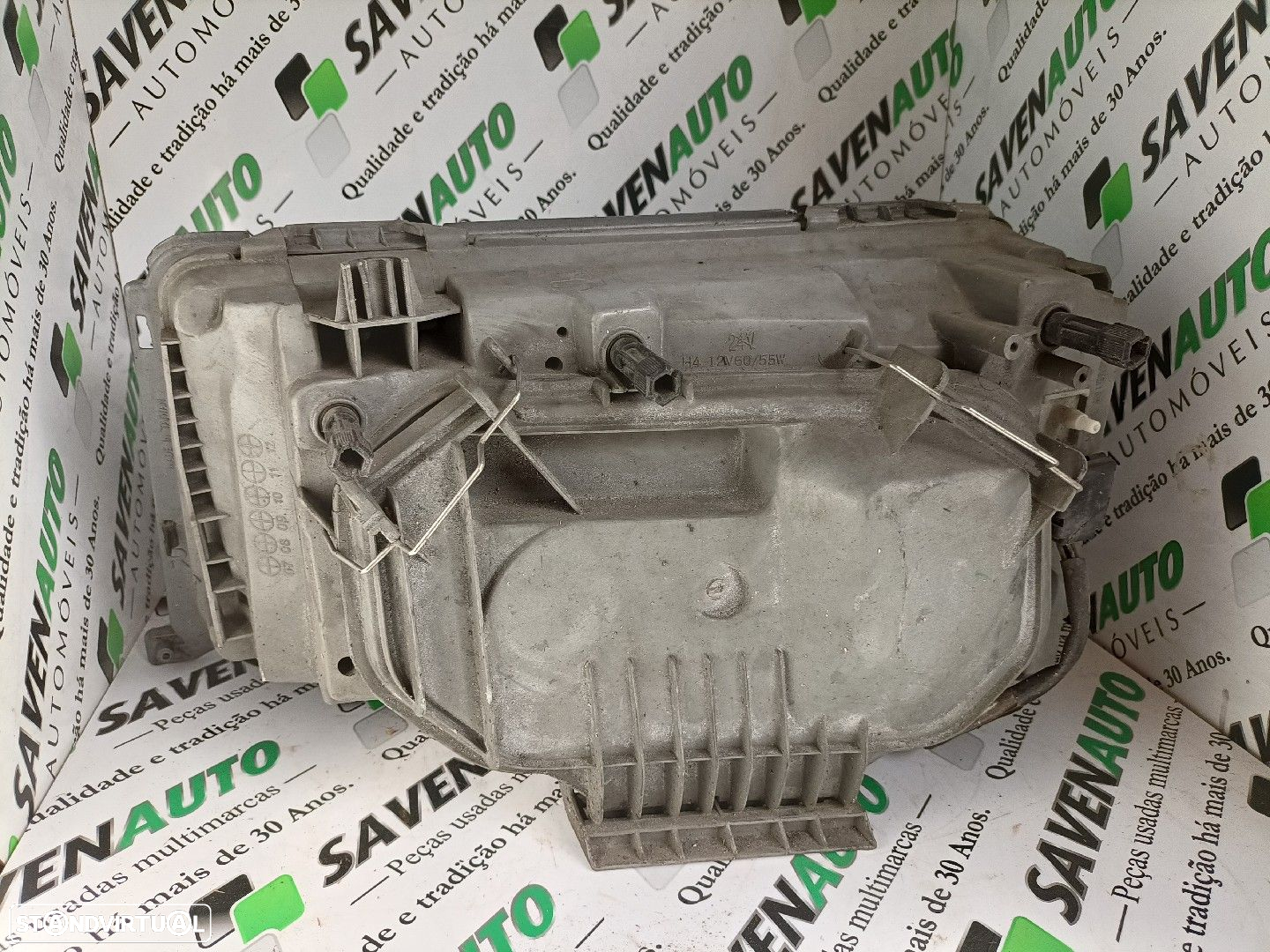Farol Dto Mercedes-Benz E-Class (W124) - 2