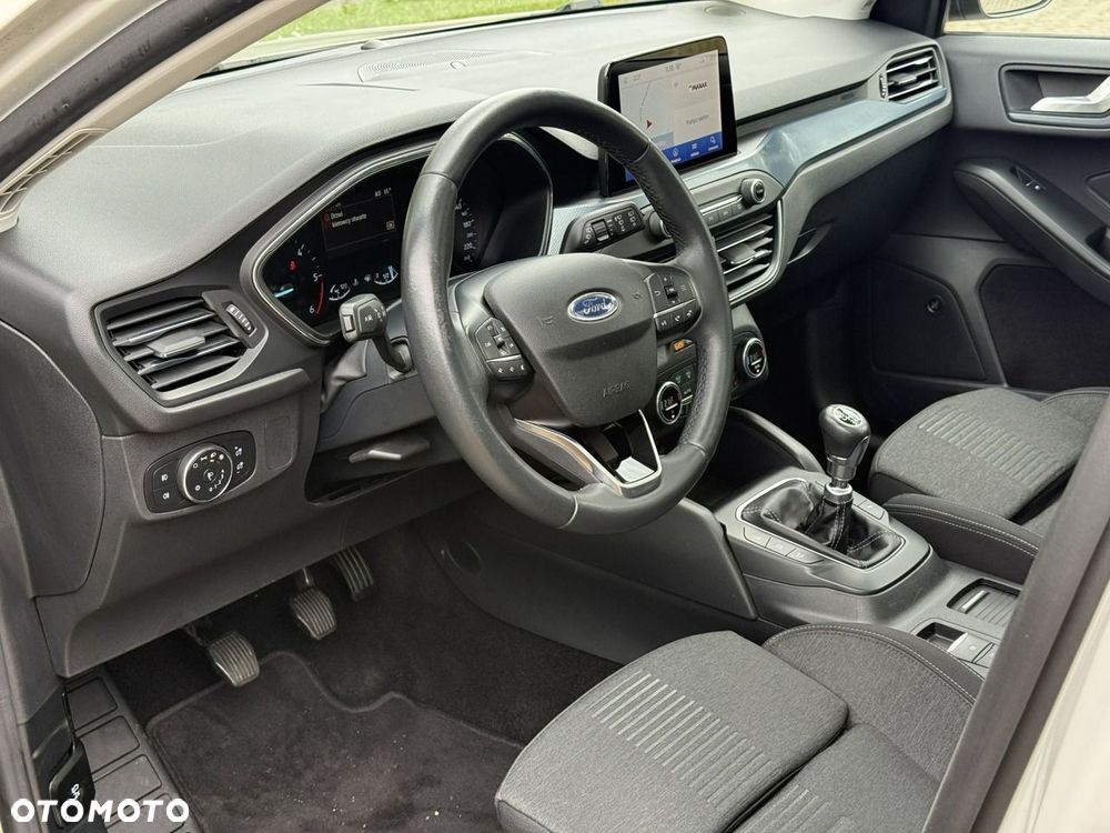 Ford Focus - 17