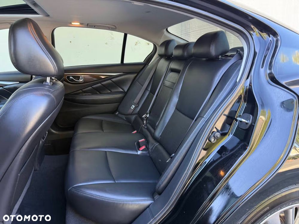 Infiniti Q50 - 14
