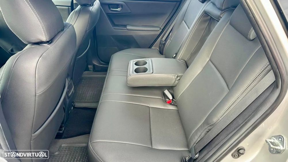 Toyota Auris 1.4 D-4D Comfort+J16+Navi - 7