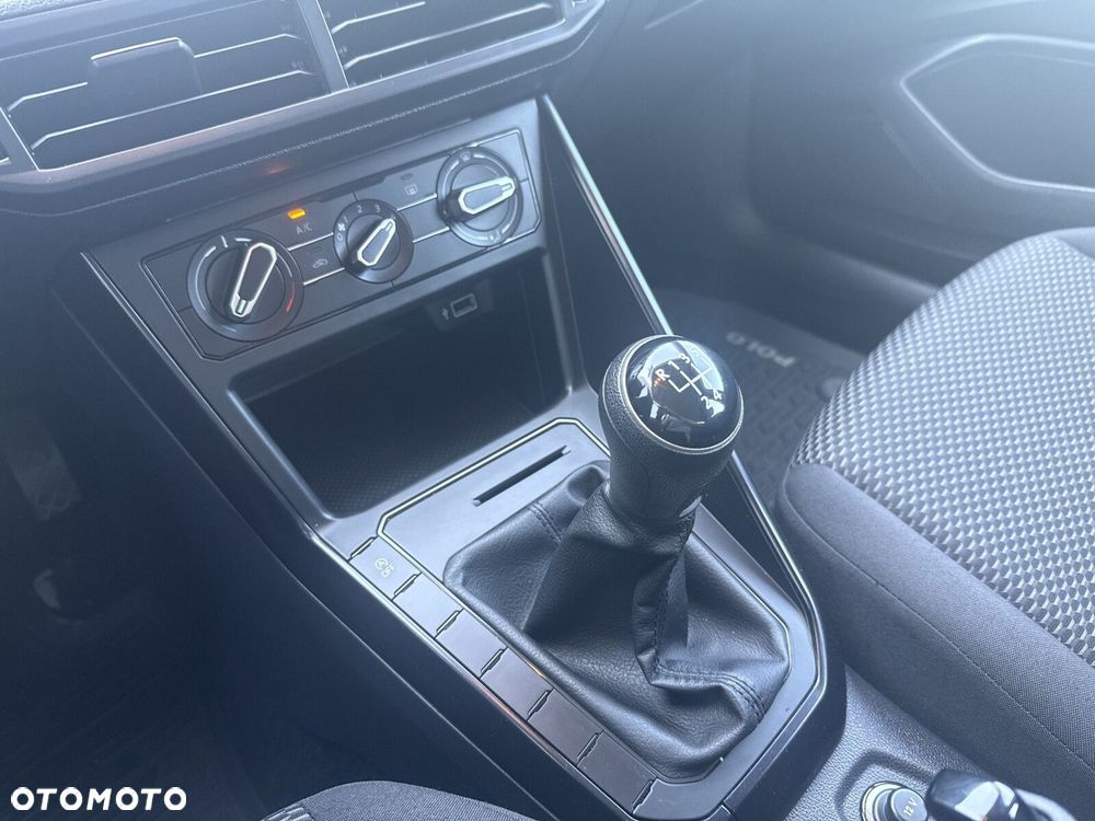 Volkswagen Polo 1.0 Trendline - 16