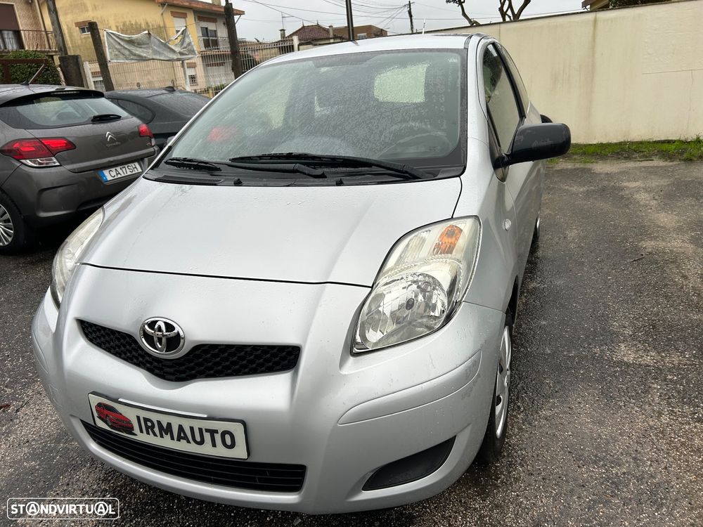 Toyota Yaris 1.0 VVT-i - 4