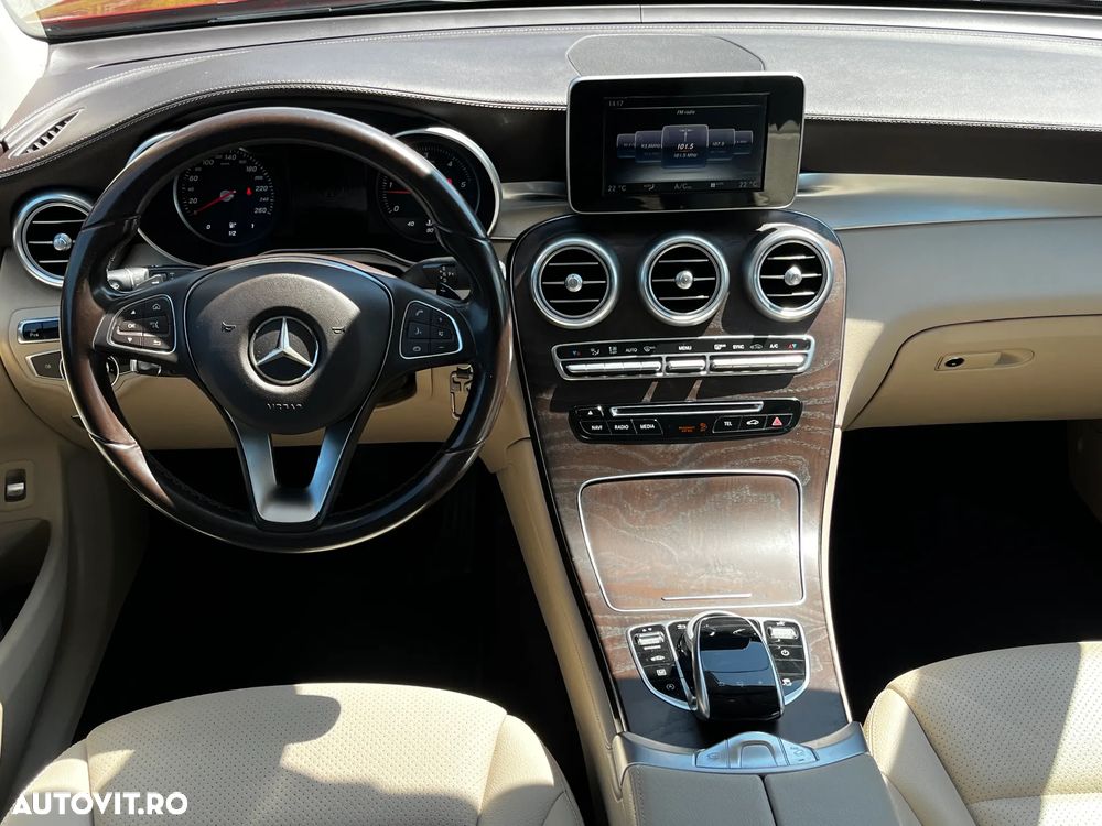 Mercedes-Benz GLC 250 d 4MATIC - 12