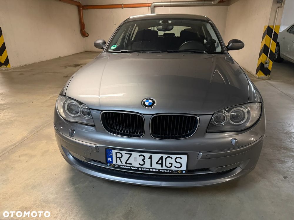 BMW Seria 1 118d DPF - 3