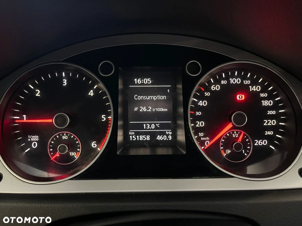 Volkswagen Passat Variant 2.0 TDI DPF BlueMot Comfortline - 21