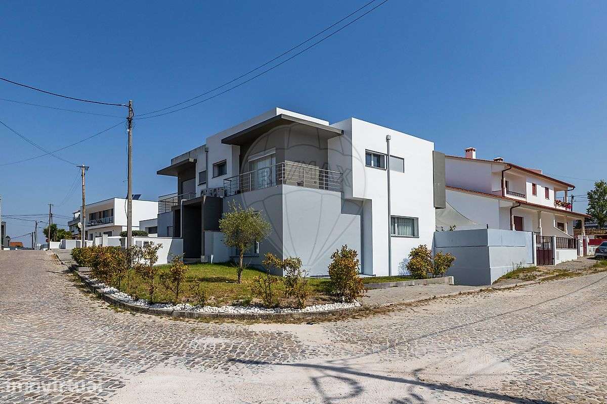 Moradia T3 para venda - Grande imagem: 2/28