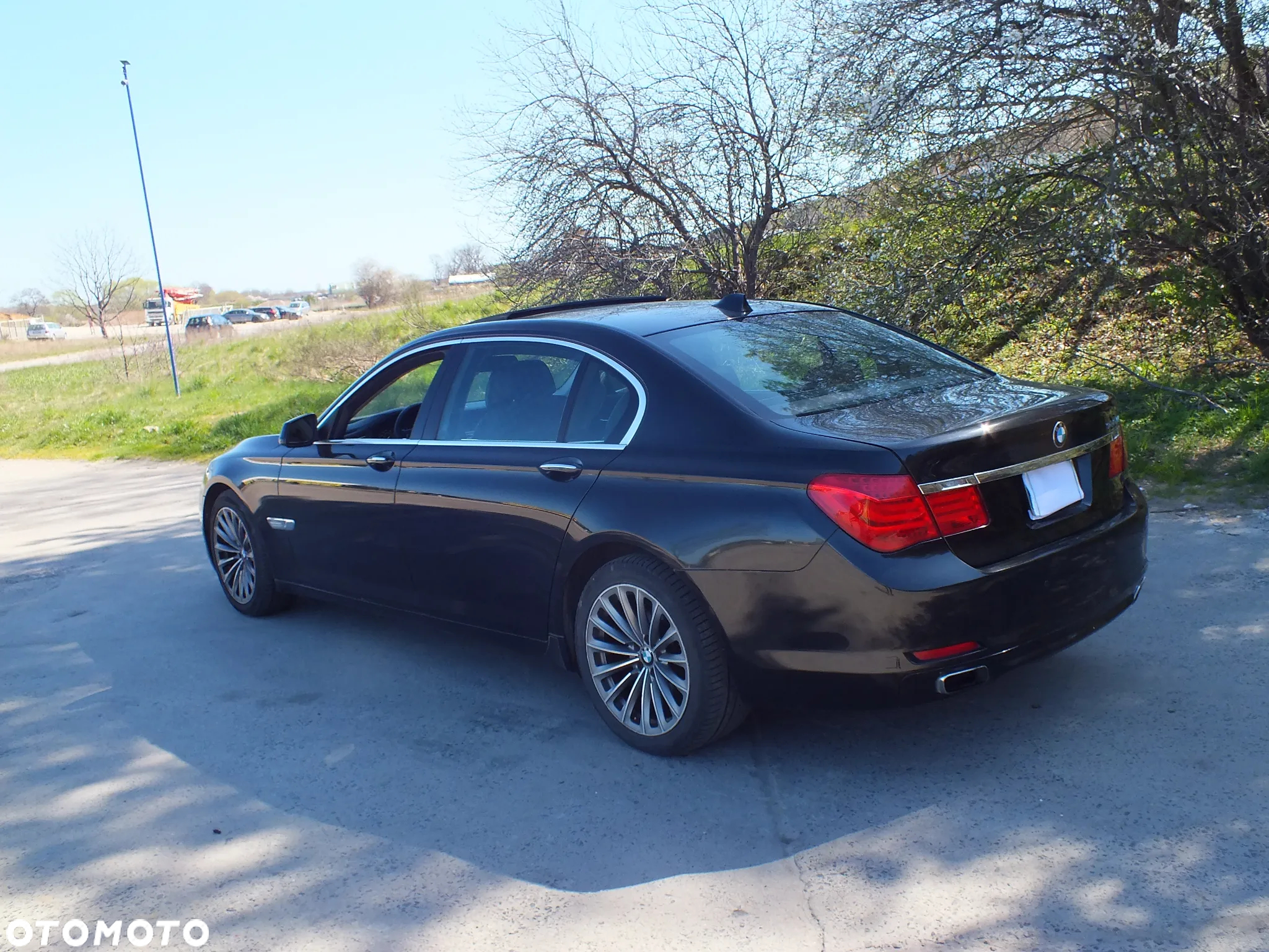 BMW Seria 7 740Li - 8
