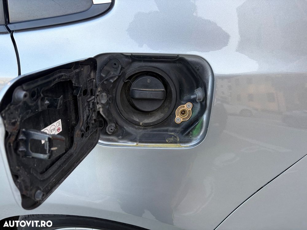 Toyota Corolla 1.8 Business Edition - 10