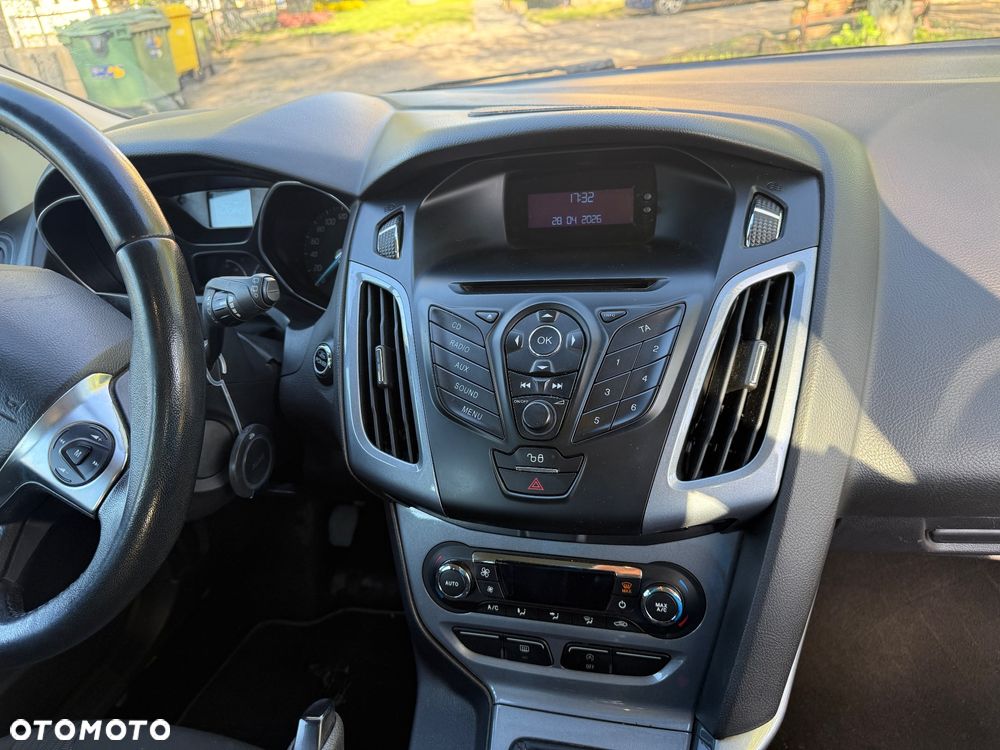 Ford Focus 1.6 TDCi DPF Start-Stopp-System Titanium - 14