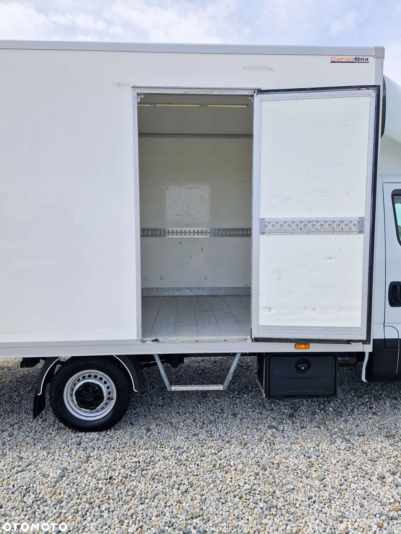 Iveco IVECO 35S15 2.3 HPI 150 KONNY KONTENER 4.3 M WINDA KLIMA WEBASTO GWARANCJA - 21