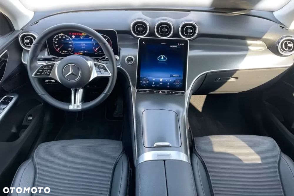 Mercedes-Benz GLC 200 4Matic 9G-TRONIC Edition Avantgarde - 14