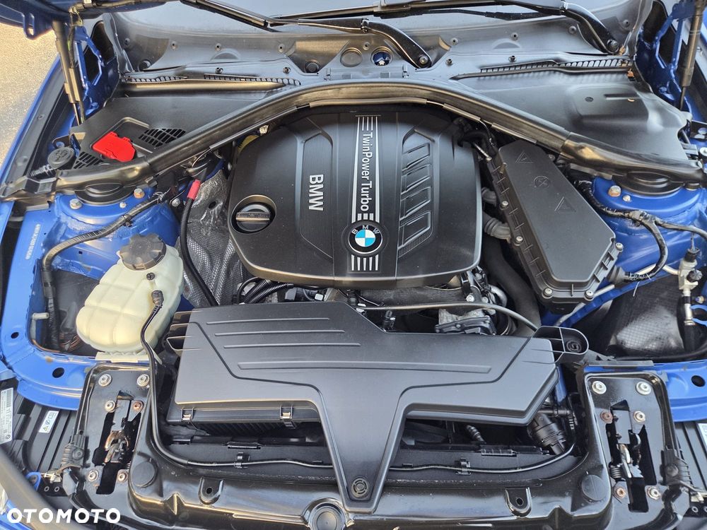 BMW Seria 3 320d - 22