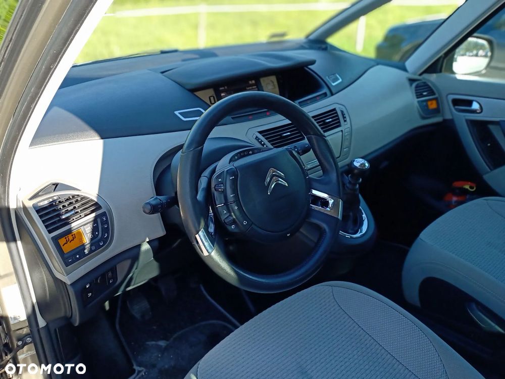 Citroën C4 Picasso - 11