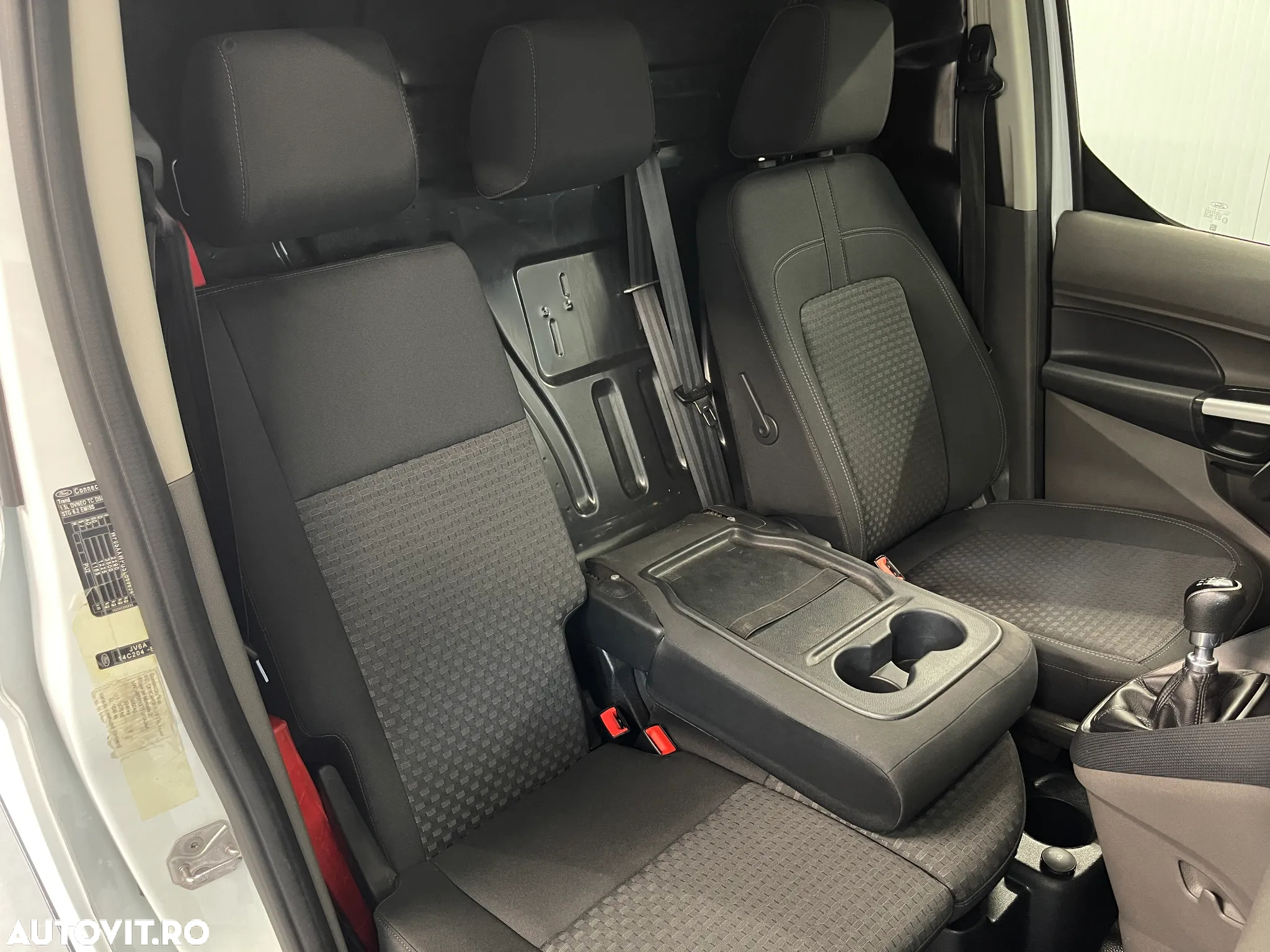 Ford Transit Connect - 7