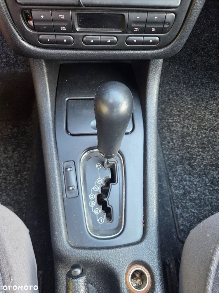 Peugeot 406 - 28