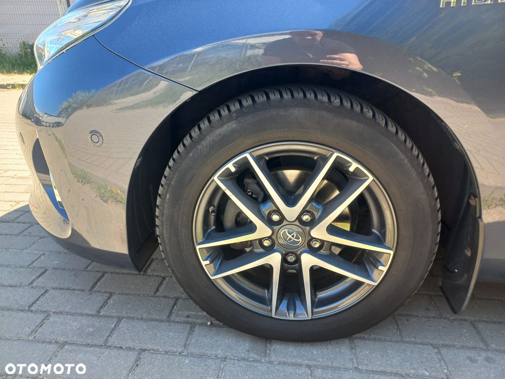 Toyota Auris 1.8 HSD Luna - 8