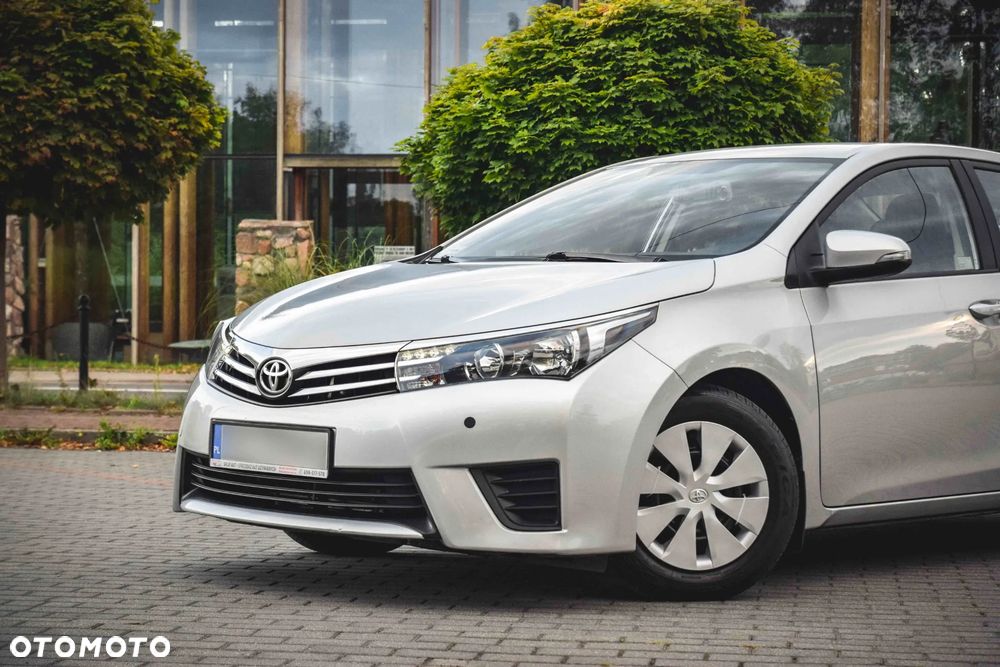 Toyota Corolla - 2