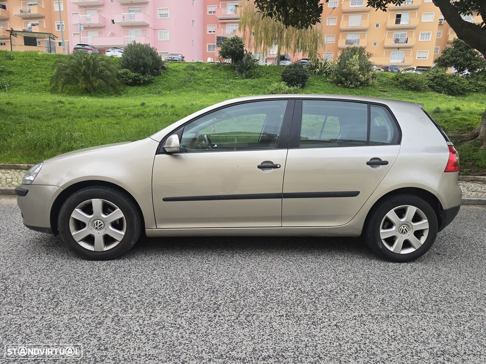 VW Golf 1.9 TDi BlueM. Confortline - 10