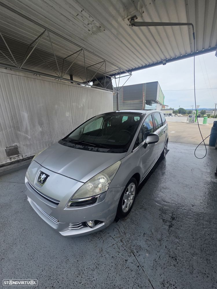 Peugeot 5008 1.6 E-HDi 7L Allure J17 CMP6 - 7