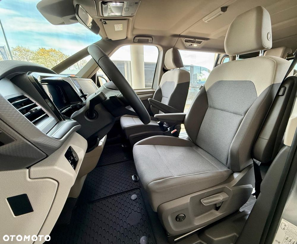 Volkswagen Multivan - 9