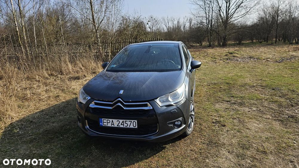 Citroën DS4 1.6 THP SportChic - 4