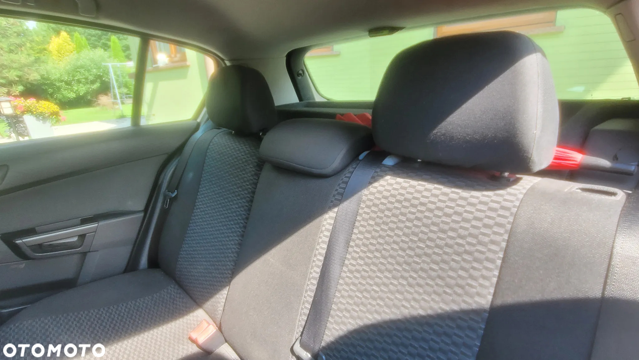 Opel Astra III 1.4 Enjoy - 9
