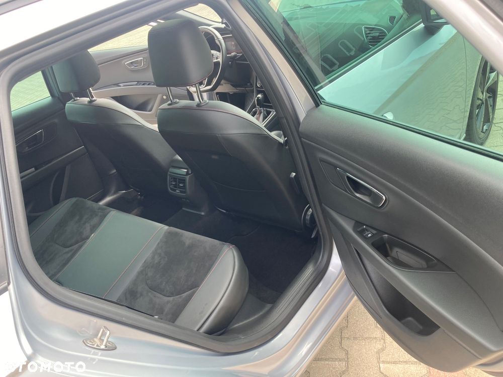Seat Leon Sportstourer 2.0 TDI DPF DSG FR Black Matt Edition - 25