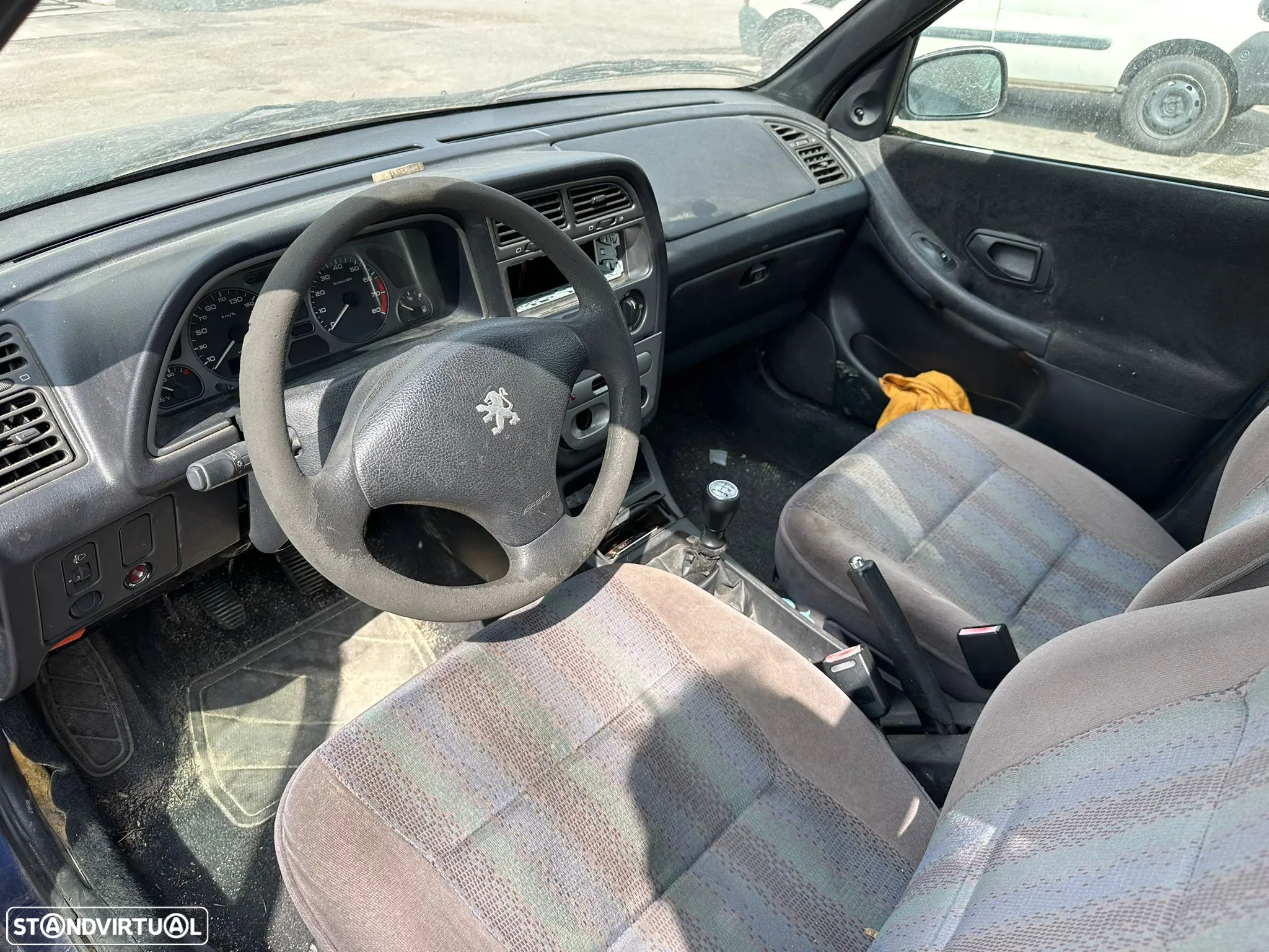 Peugeot 306 1.4 75cv de 1999 para peças - 3