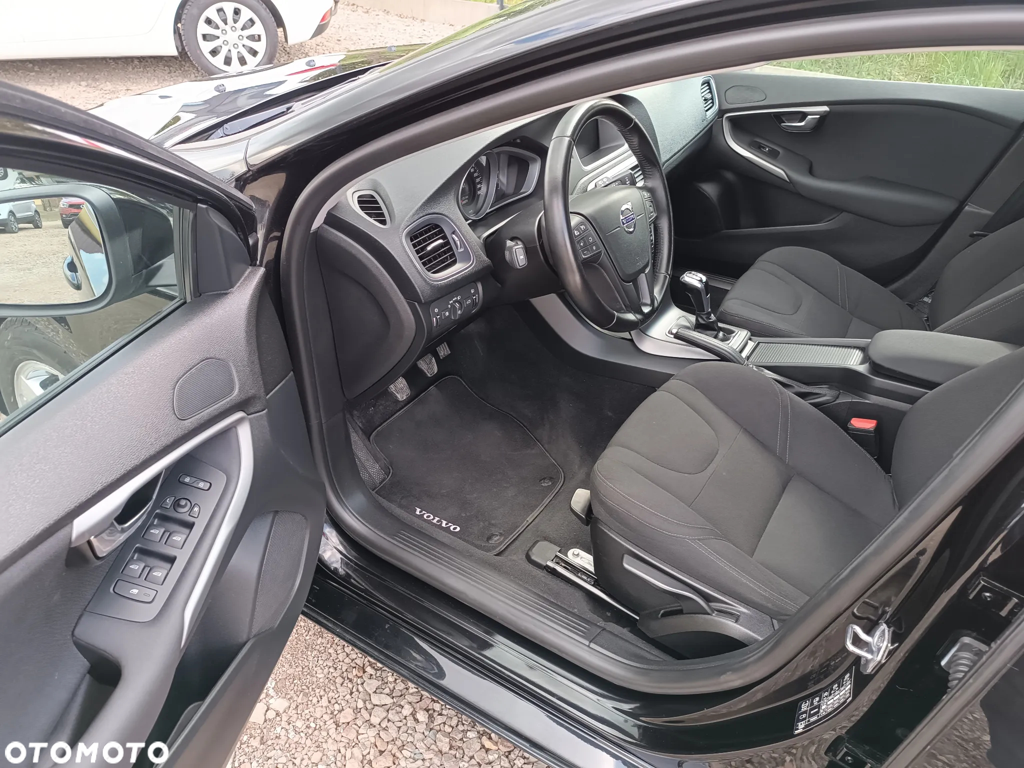 Volvo V40 D2 Drive-E Dynamic Edition - 26