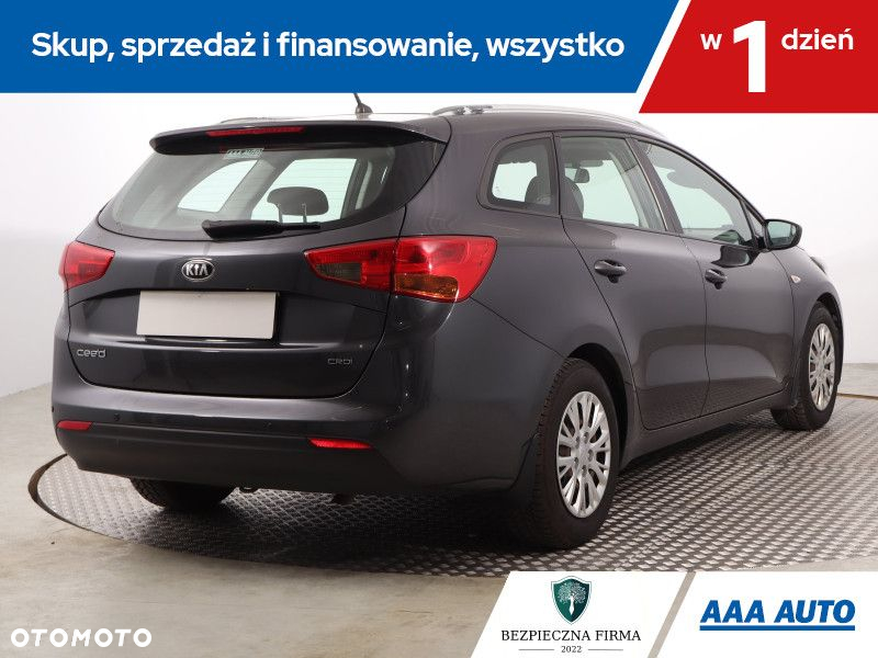 Kia Ceed - 6