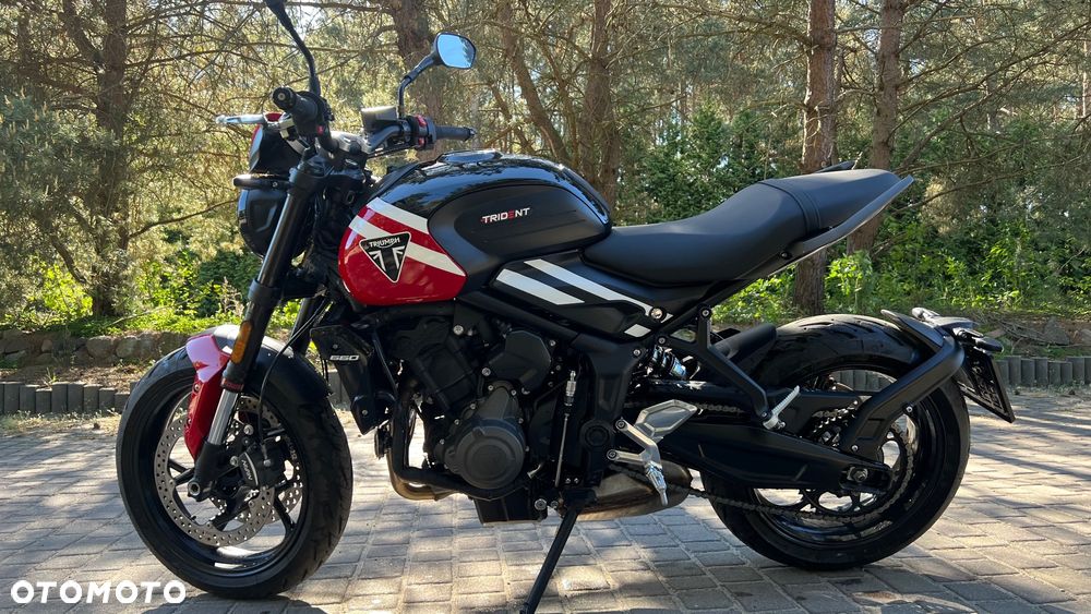 Triumph Trident - 4
