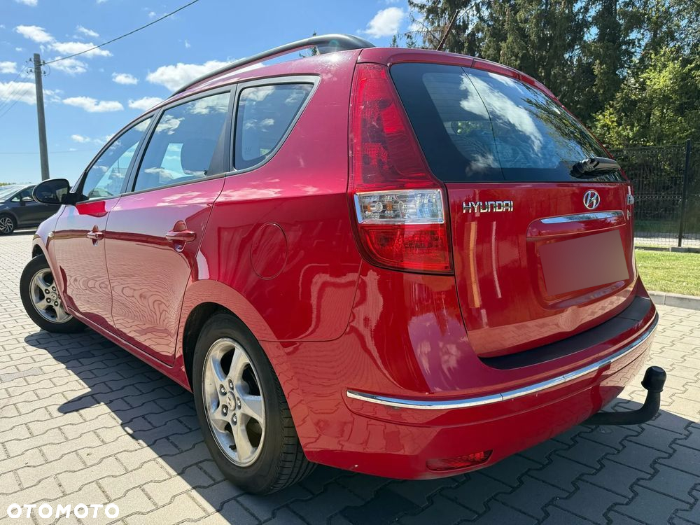 Hyundai i30 1.4 Classic + - 4