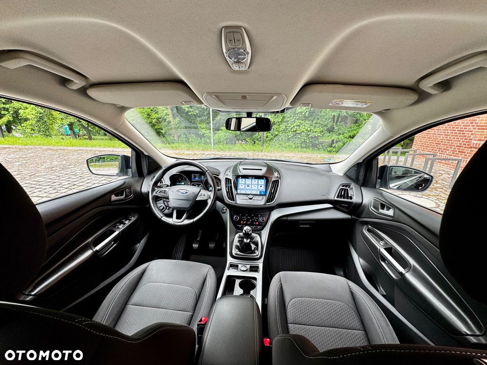Ford Kuga - 29