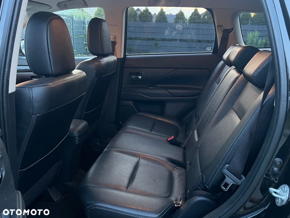 Mitsubishi Outlander 2.2 DI-D 2WD Invite - 19