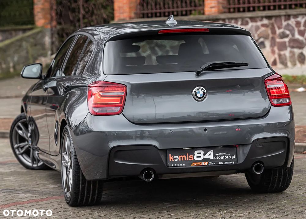 BMW 1M - 8