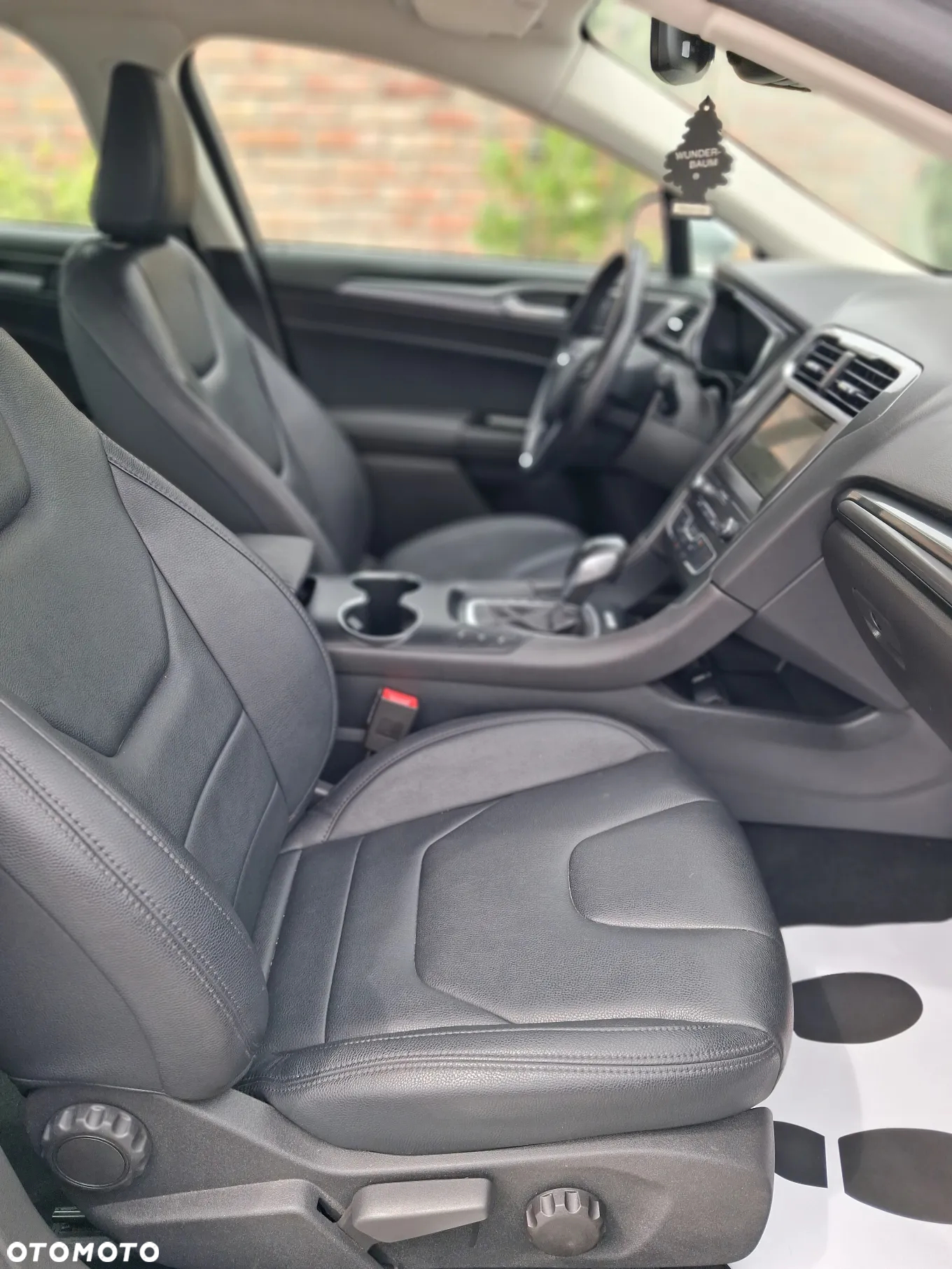 Ford Mondeo 2.0 Hybrid Executive - 13