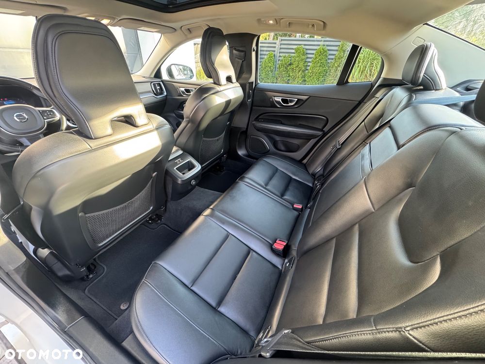 Volvo S60 - 16