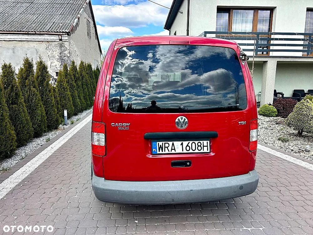 Volkswagen Caddy Maxi - 5
