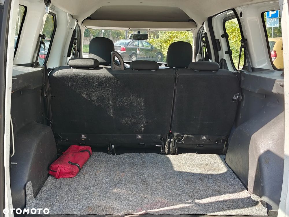 Dacia Dokker 1.5 Blue dCi Laureate - 12