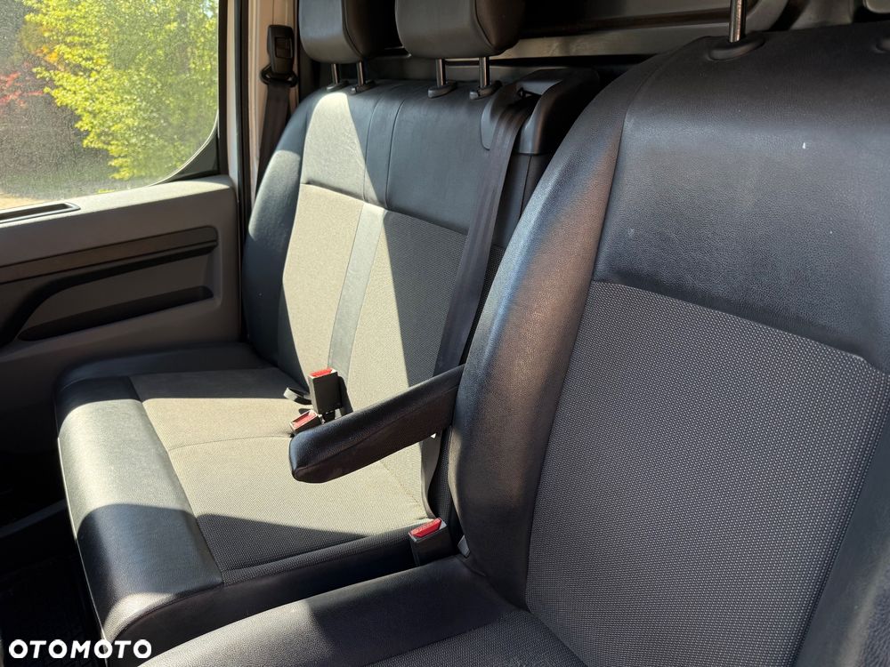 Opel VIVARO - 19