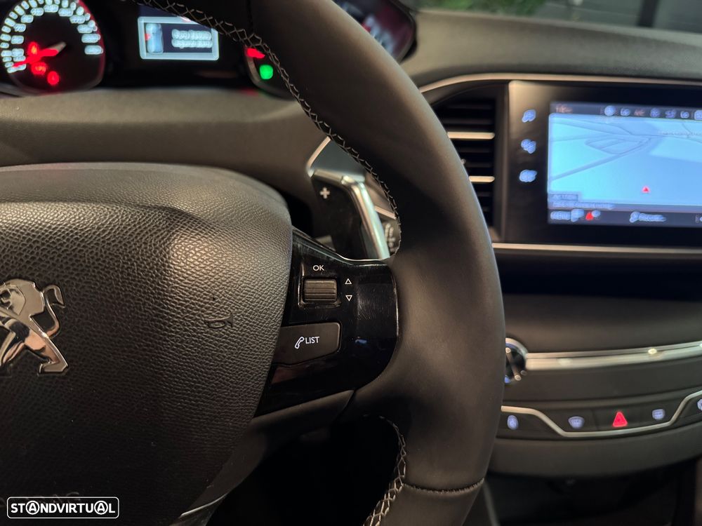 Peugeot 308 SW BlueHDi 130 EAT8 Style - 11