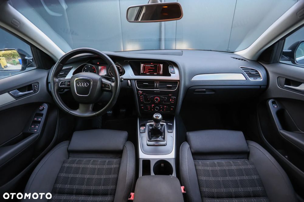 Audi A4 Avant 2.0 TDI DPF Ambition - 2