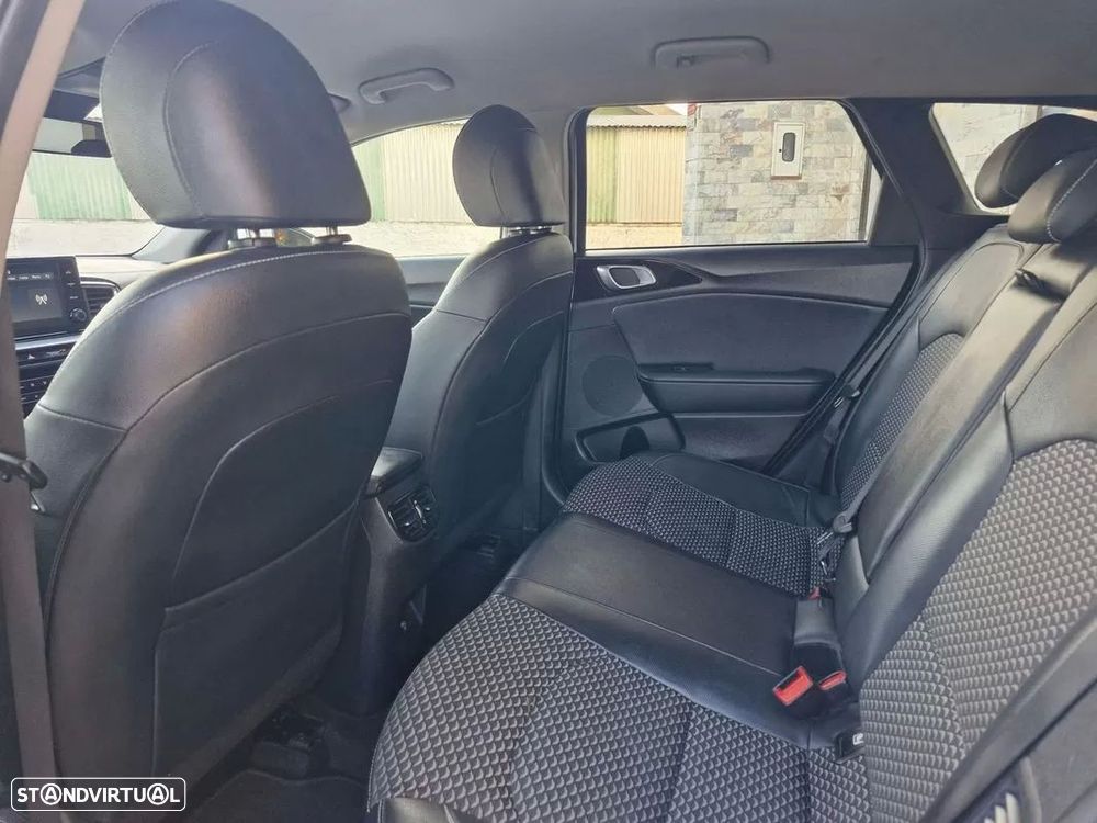 Kia Ceed SW 1.6 GDi PHEV Drive 6DCT - 14