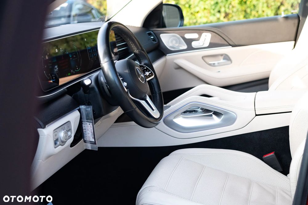 Mercedes-Benz GLE - 26