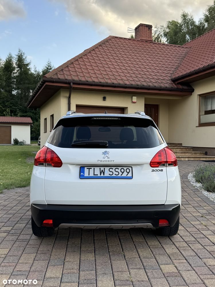 Peugeot 2008 - 4