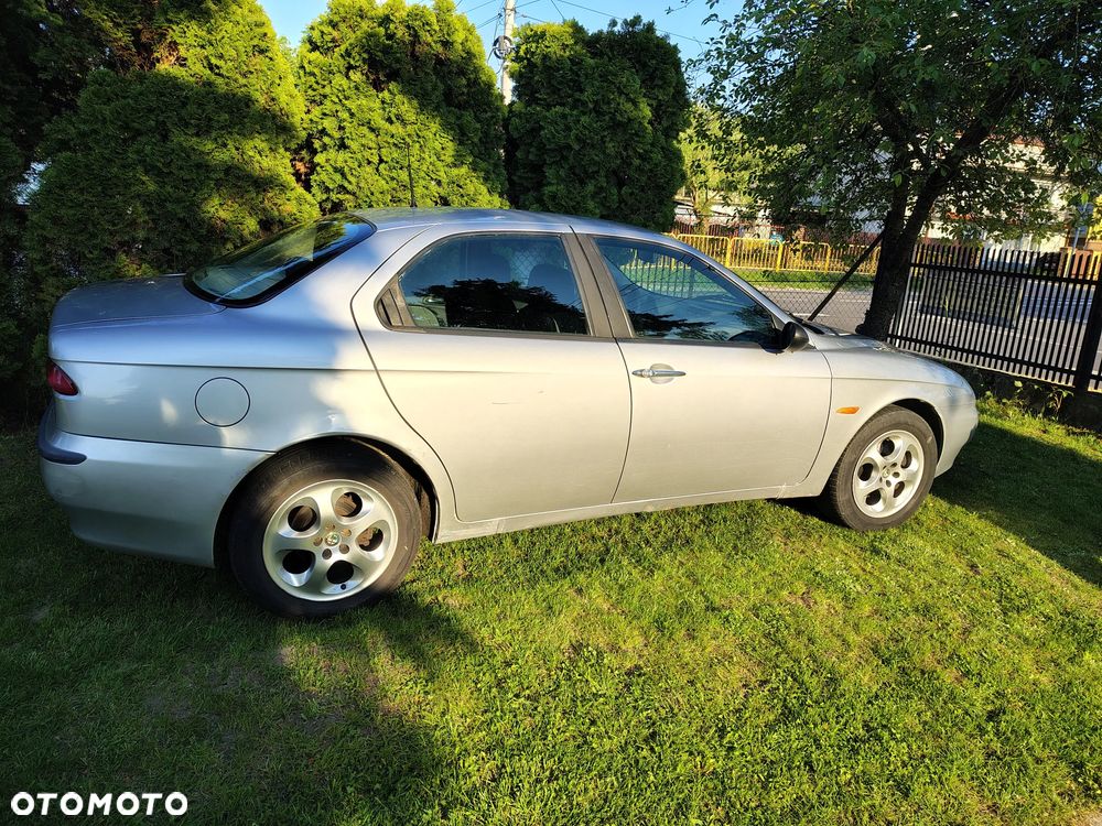 Alfa Romeo 156 2.0 TSpark 16v - 7