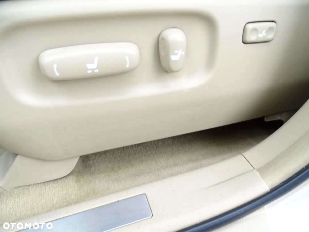 Lexus RX Lux - 18